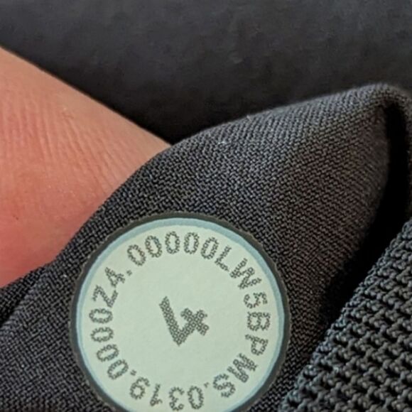 Lululemon On The Fly Pant 27" Black 4 - Picture 4 of 11